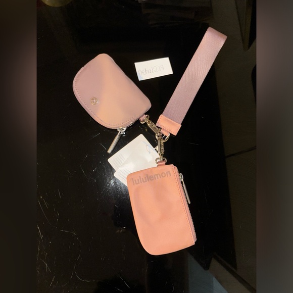 Lululemon Dual Pouch Wristlet- Pink Pastel/Twilight Rose - Picture 3 of 7